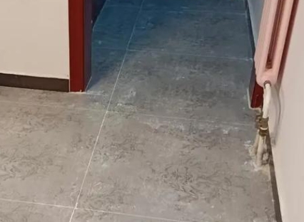 万宁瓷砖空鼓维修公司分享下万宁地砖空鼓了怎么办